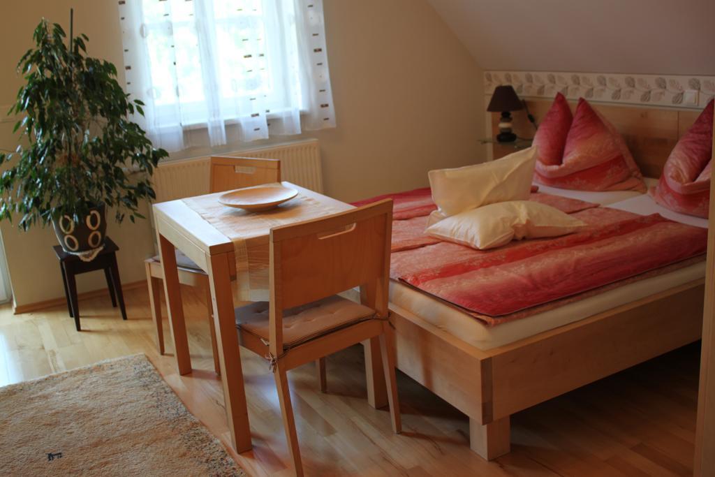 Buschenschank Orsl Wildbach Dış mekan fotoğraf
